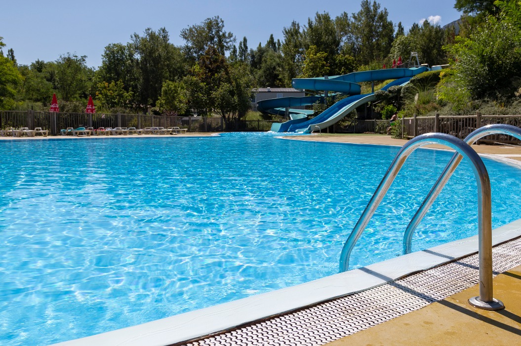 Swimmingpool auf einem Campingplatz